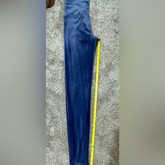 OFFLINE by Aerie- After Party Velour leggings-Navy- Size Small - Picture 5 of 7